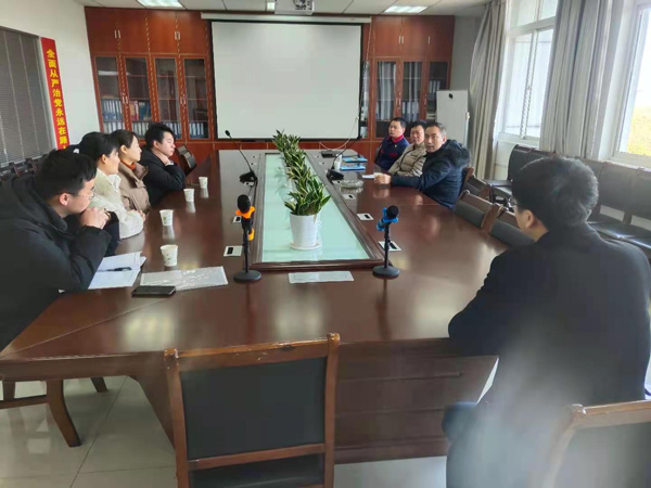 公司切實(shí)增強(qiáng)基層單位技術(shù)力量 公司切實(shí)增強(qiáng)基層單位技術(shù)力量