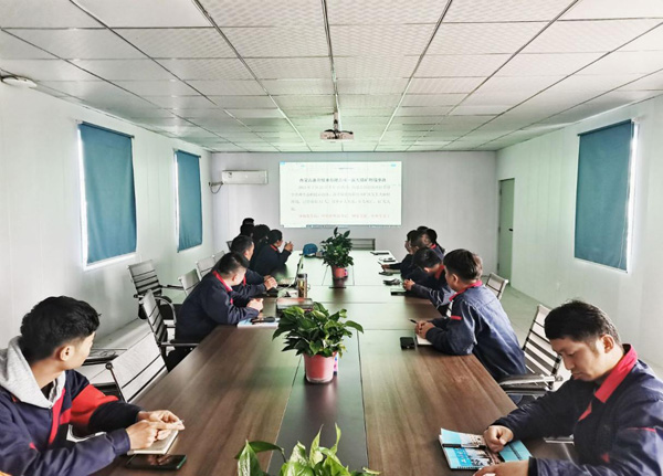 銅基新材料項目指揮部開展安全教育 銅基新材料項目指揮部開展安全教育