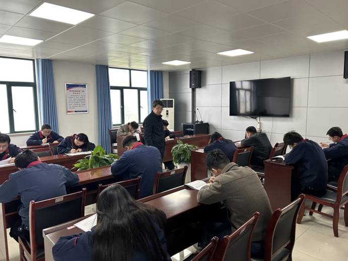 建材公司、檢測公司聯(lián)合開展管理人員業(yè)務(wù)提升考試 建材公司、檢測公司聯(lián)合開展管理人員業(yè)務(wù)提升考試